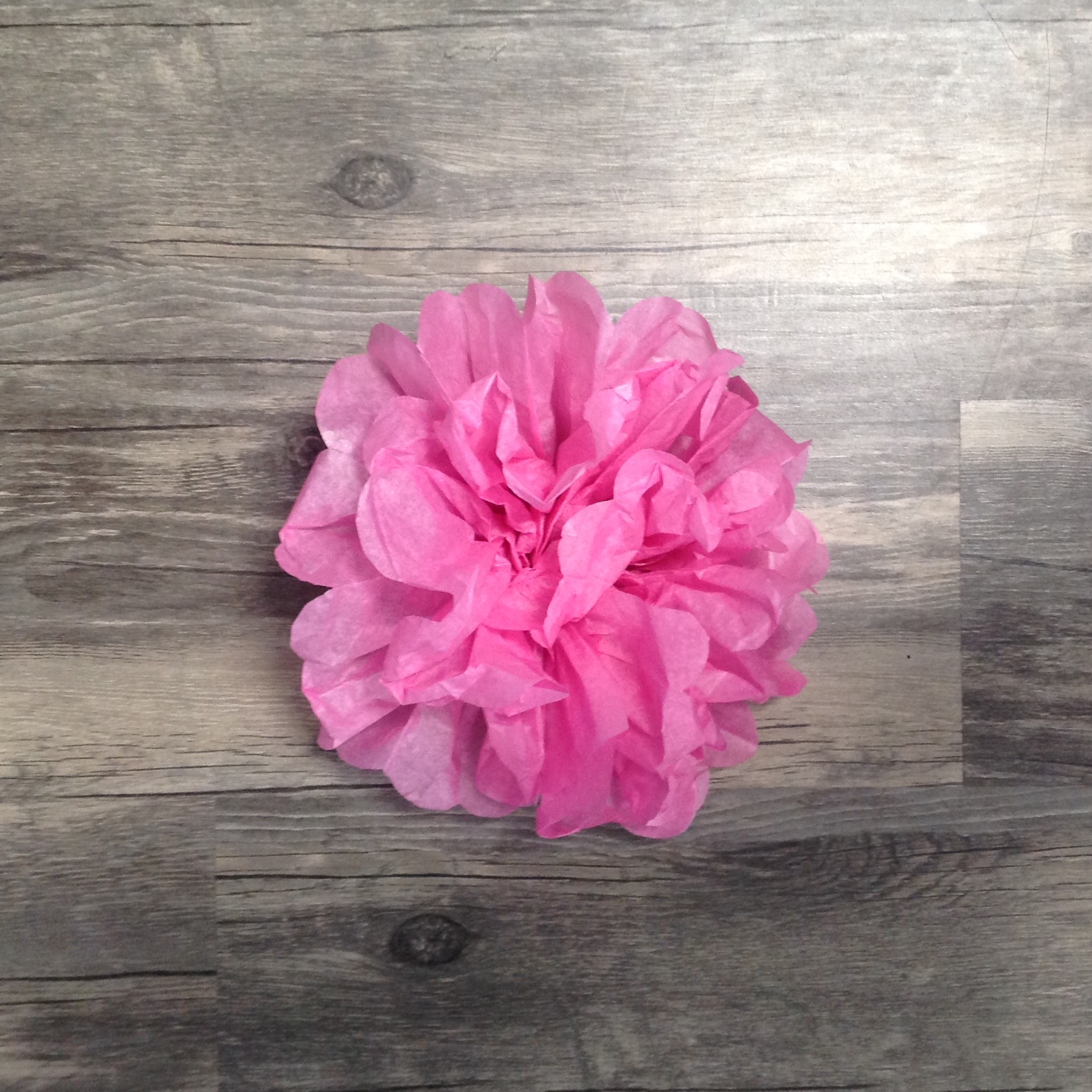 quick and easy tissue paper flower tutorial