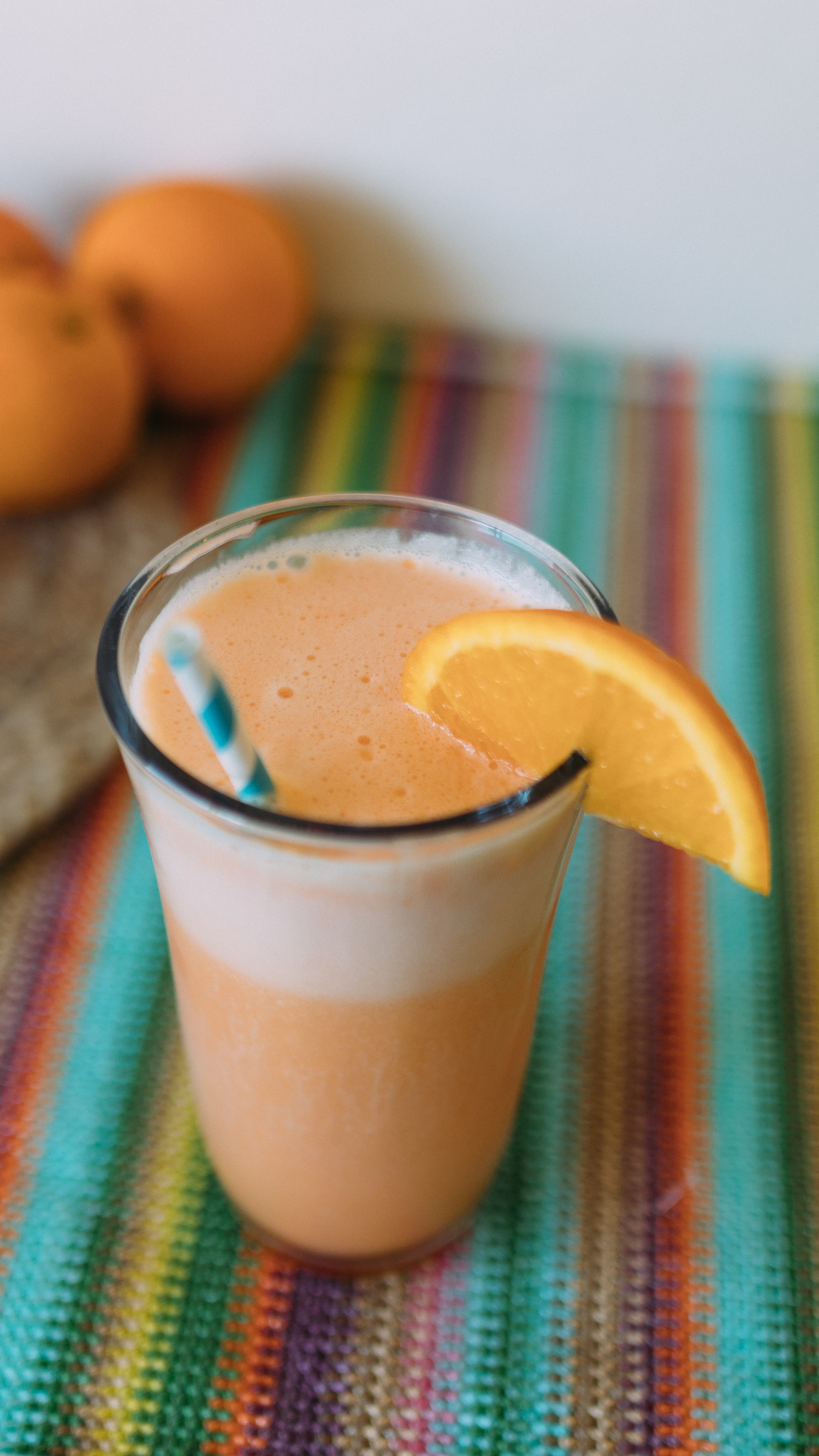 Orange Julius Copycat Recipes | Orange Julius Recipe | Orange Julius Smoothie | Orange Julius At Home | Orange Julius Copycat Smoothie | Copycat Orange Julius Drink | This cool, refreshing frothy orange smoothie drink is a perfect drink for a hot summer day! #copycatrecipe #summerdrinks #orangejulius #dqorangejulius #sixcleversisters