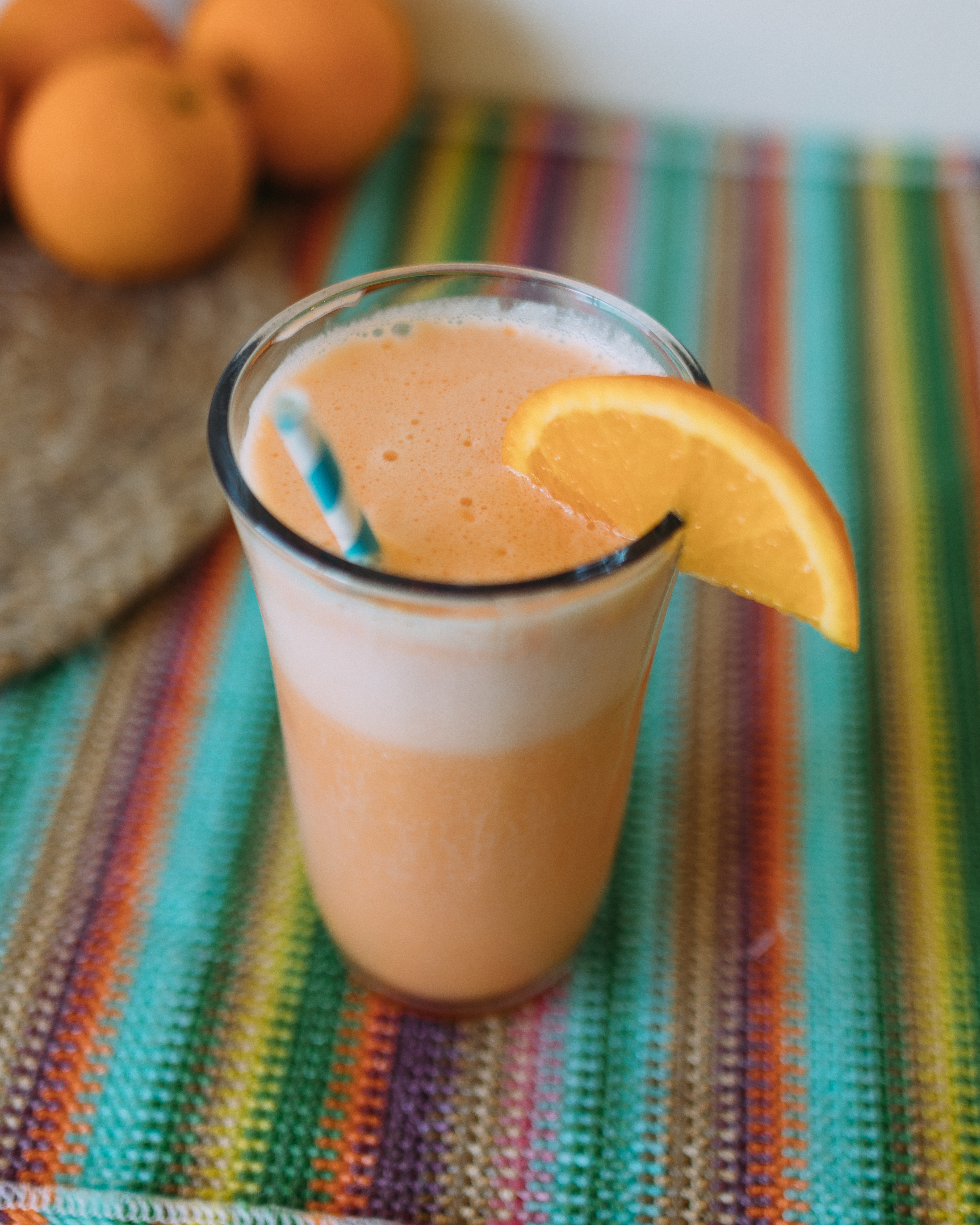 Orange Julius Copycat Recipes | Orange Julius Recipe | Orange Julius Smoothie | Orange Julius At Home | Orange Julius Copycat Smoothie | Copycat Orange Julius Drink | This cool, refreshing frothy orange smoothie drink is a perfect drink for a hot summer day! #copycatrecipe #summerdrinks #orangejulius #dqorangejulius #sixcleversisters