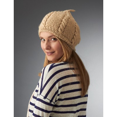 Looking for a quick knit project that requires just one skein of yarn? Here are 14 free patterns for knit hats that use just one skein of yarn. Such a fun weekend project or a cute gift idea!
