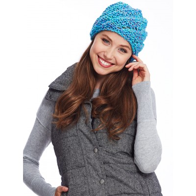 Looking for a quick knit project that requires just one skein of yarn? Here are 14 free patterns for knit hats that use just one skein of yarn. Such a fun weekend project or a cute gift idea!