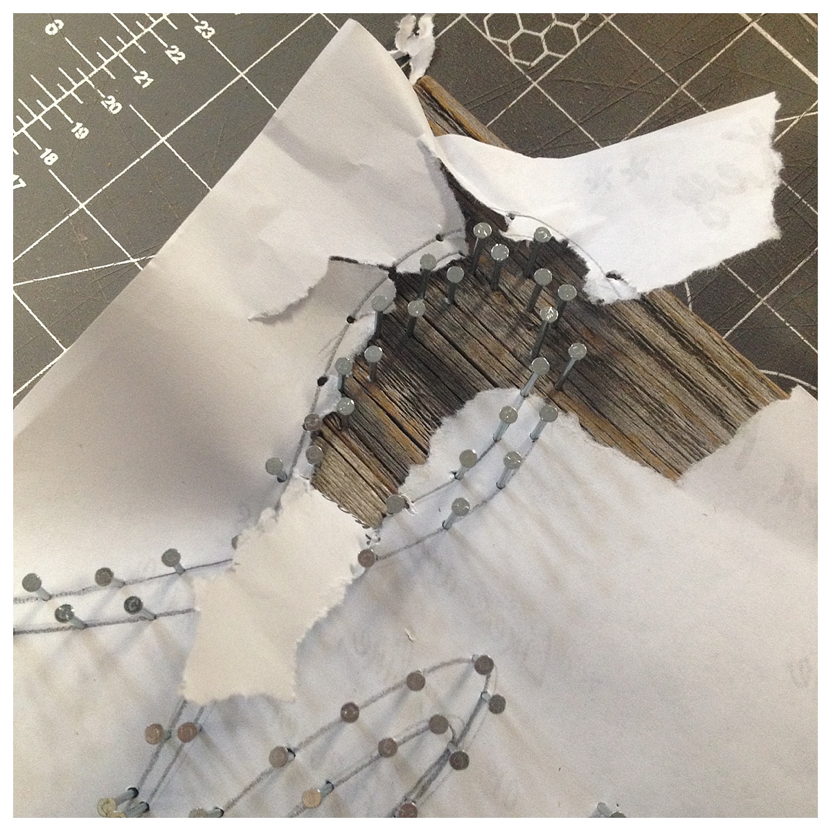 string art tutorial DIY home decor pallet sign