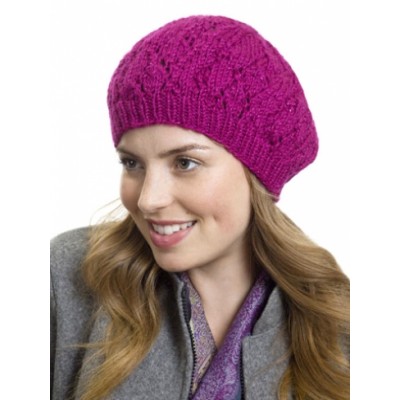 Looking for a quick knit project that requires just one skein of yarn? Here are 14 free patterns for knit hats that use just one skein of yarn. Such a fun weekend project or a cute gift idea!