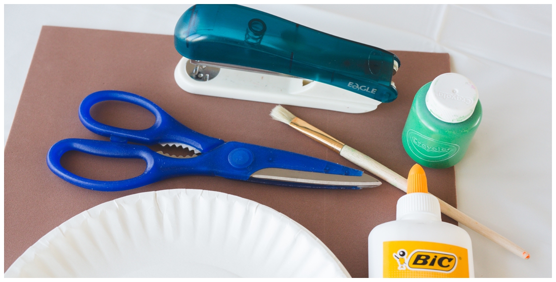 Paper Plate Craft | Turtle Craft | Paper Plate Turtle Craft | Kids Craft | Printable Kids Craft | Free Printable | Directions and free printable template for this fun Paper Plate Turtle Craft available on the Six Clever Sisters blog!