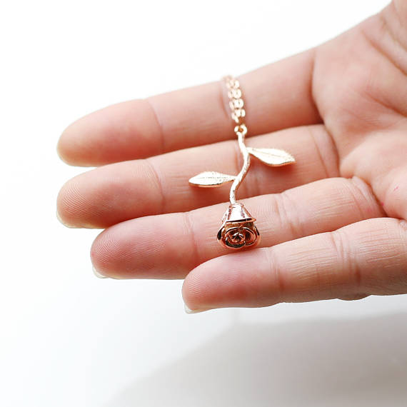 Mother's Day Gifts | Mother's Day | Etsy Shop | Gift Ideas | Mother's Day Gifts for Grandma | Gift Ideas Mother's Day | Mother's Day Gifts Ideas from Daughter | Gift Ideas on Etsy | Unique Mother's Day Gifts | Personalized Gifts | Looking for that special gift for Mom this year? I can't believe all these cute gift ideas. Check it out on Six Clever Sisters.