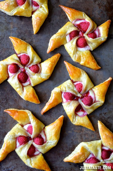 Spring Desserts | Gorgeous Dessert | Beautiful Cake Recipe | Summer Dessert Recipes | Yummy Desserts | Fruit Desserts | Chocolate Desserts | Fancy Elegant Desserts | Impressive Dessert Recipe | Eye Catching | Six Clever Sisters | Mothers Day Ideas | Mothers Day Recipe | Raspberry Cream Cheese Danish