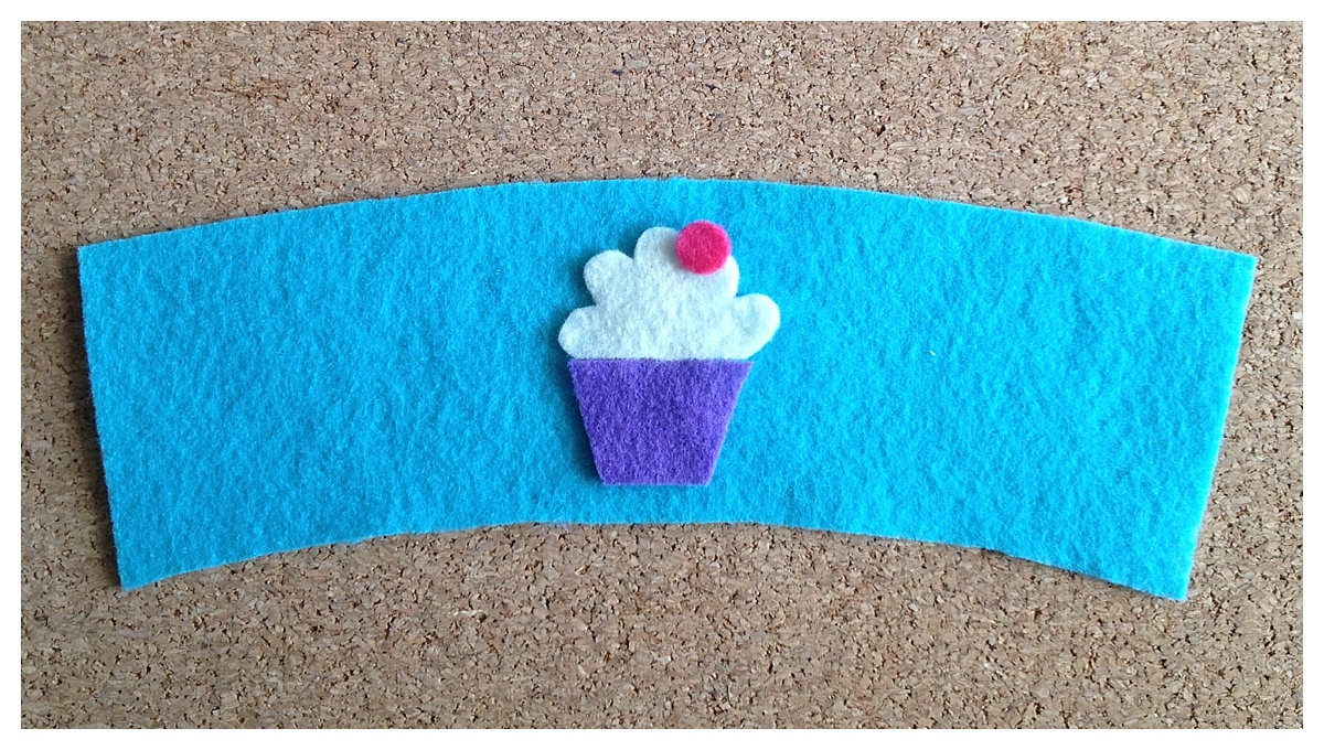Birthday Gift | Cup Sleeve | Felt Coffee Cozy | Cupcake Candles | Beaded Cup Sleeve | Free Pattern | Felt Pattern | Birthday Idea | Party Ideas | Cute Gift Idea | DIY Gifts | DIY Felt | Six Clever Sisters