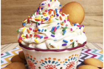 EASY BIRTHDAY CAKE BATTER DIP | Recipe | Party food | Birthday Cake | Funfetti | Sprinkles | Party | Birthday Party | Cake Batter | Funfetti Dip | This easy Birthday Cake Batter Dip is on the blog at sixcleversisters.com. Super simple, quick and YUMMY!