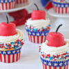 Firecracker Cupcakes | Patriotic Cupcakes | Memorial Day | Picnic Ideas | Red White Blue | Summer Desserts | Picnic Food | Cupcake Recipes | American Fun Food Ideas