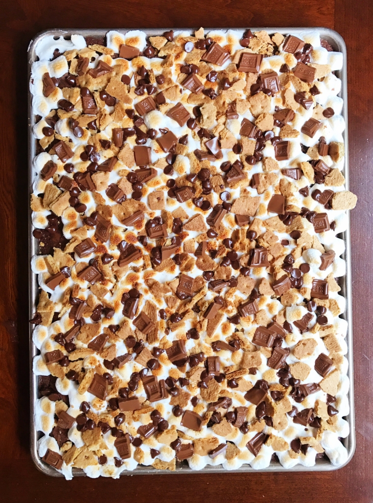 S'mores Bars To Feed A Crowd | July 4 | Sheet Pan Dessert | 4th of July | Recipe | Dessert | Chocolate | S'mores | Campfire | Hershey's | Dessert Bars | Marshmallow | For A Crowd