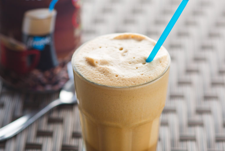 How to Make a Genuine Greek Frappe - Six Clever Sisters