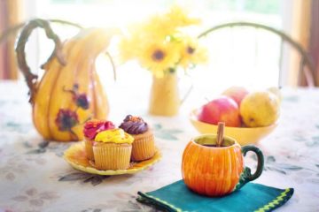 4 Ways to Transform Your Home This Fall | Transform Your Home | How to Decorate for Fall | How to Decorate for Fall on a Budget | How to Decorate for Fall DIY | 4 tips for transforming your home for fall are on the Six Clever Sisters blog!