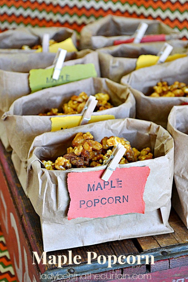 12 Holiday Recipes | Popcorn Recipes | Holiday Recipes | Popcorn Recipes Sweet | Foods for Gifts | Popcorn Recipes Sweet | Foods for Gift Giving | Homemade Food Gifts | Homemade Food Gifts Easy | Recipes for Popcorn | You'll love these fun popcorn recipes on Six Clever Sisters. These make great foods for gifting this holiday season!