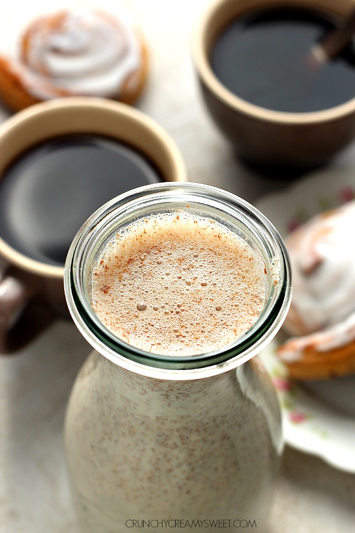 Coffee Creamer Homemade | Coffee Creamer Recipe | Homemade Coffee Creamer | Homemade Coffee Drinks | Homemade Coffee Creamer Recipe | Drinks | Drink Recipe | Coffee Recipe | Coffee Recipe at Home | DIY Coffee Creamer | Fun Drinks | Hot Drinks For Winter | Try these homemade coffee creamers for a nice winter warm-up! Full list on Six Clever Sisters.