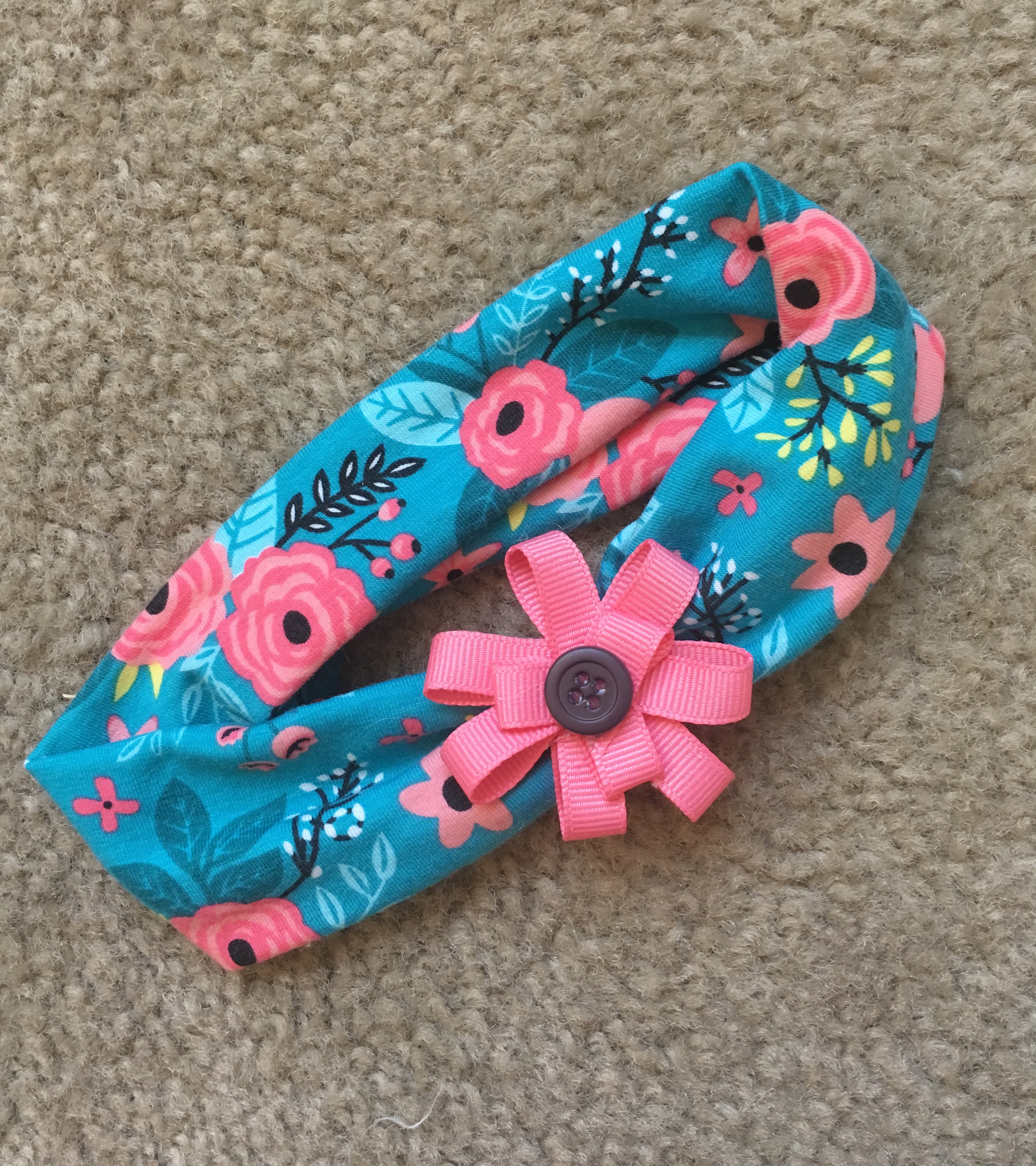 Baby Floral Headband Wrap Knit DIY | Cute Baby Headband Ideas | Newborn Headwrap | Floral Knit Headwrap | Floral Headband