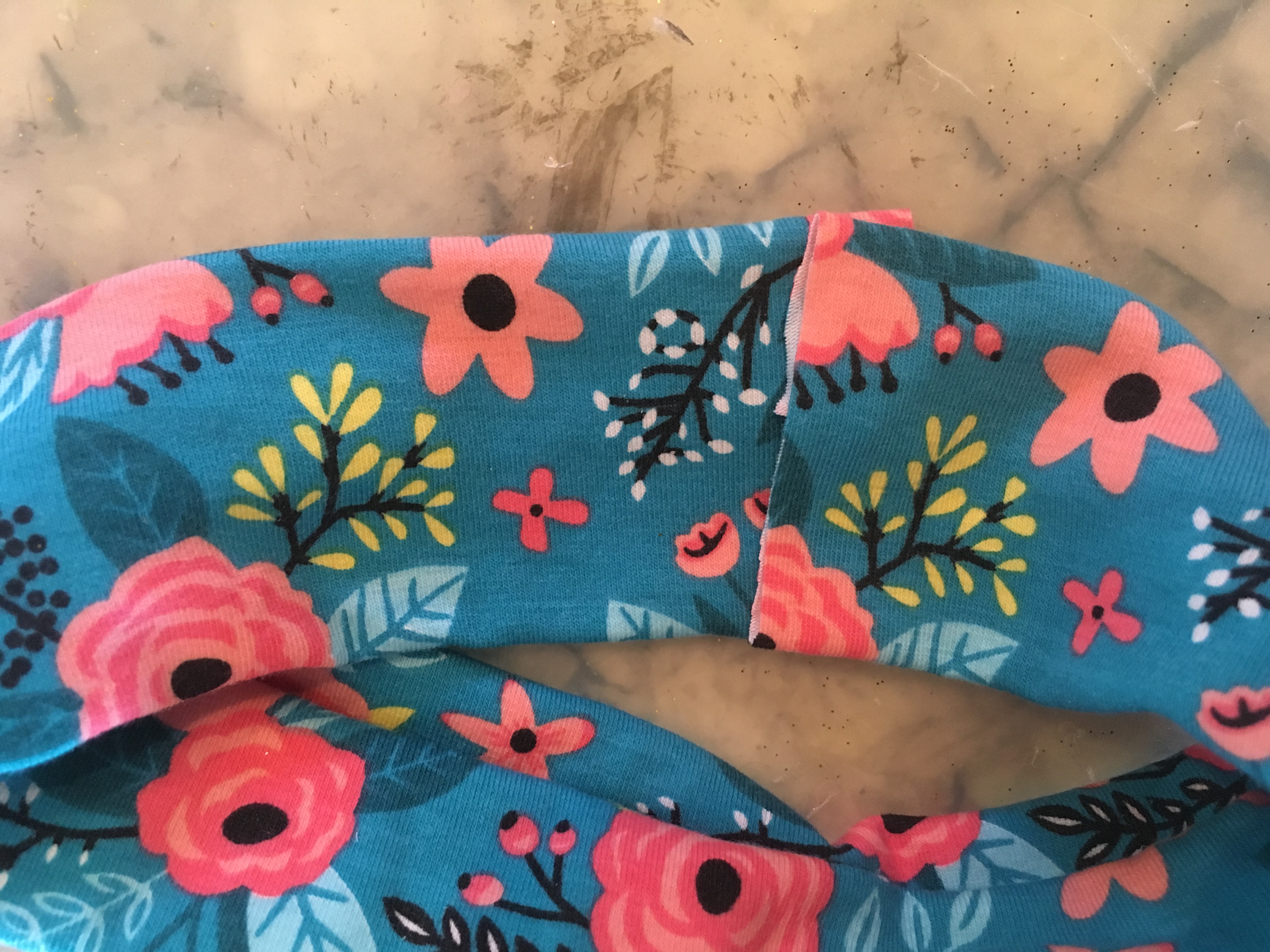 Baby Floral Headband Wrap Knit DIY | Cute Baby Headband Ideas | Newborn Headwrap | Floral Knit Headwrap | Floral Headband