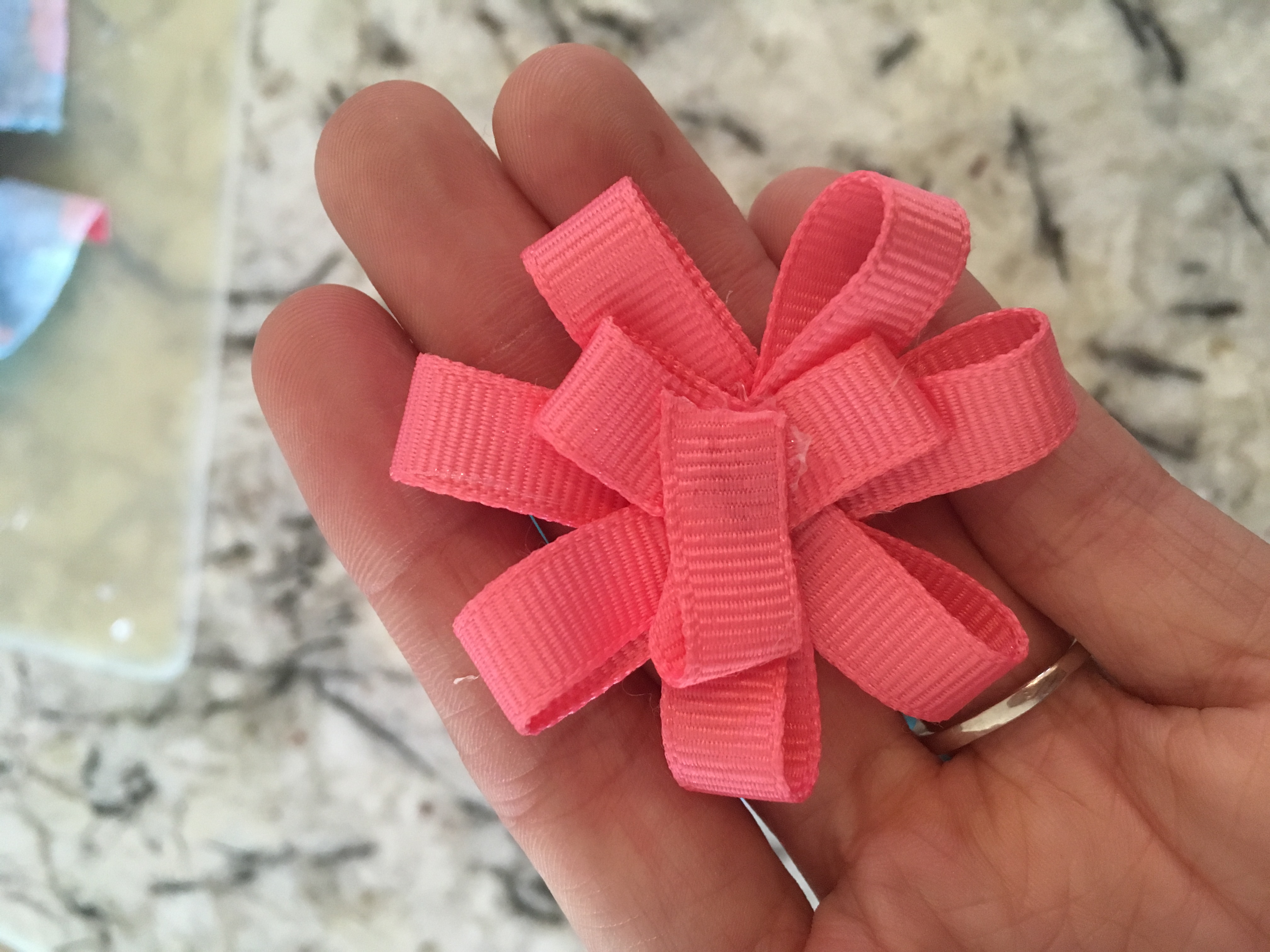 Baby Floral Headband Wrap Knit DIY | Cute Baby Headband Ideas | Newborn Headwrap | Floral Knit Headwrap | Floral Headband