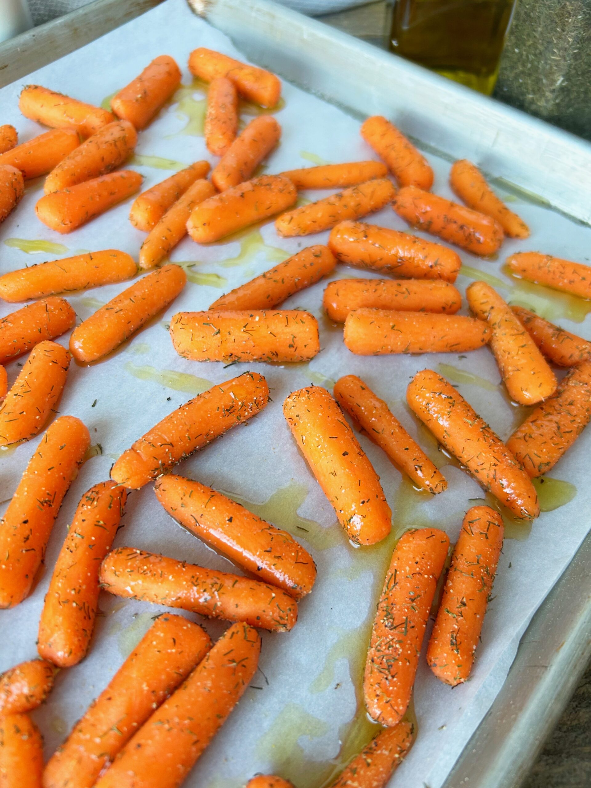 the Best Roasted Carrots | Vegetable Side | Carrots | Cooked Carrots | Healthy Side | Side for Kids | Side Dish | Easy Vegetable Side 