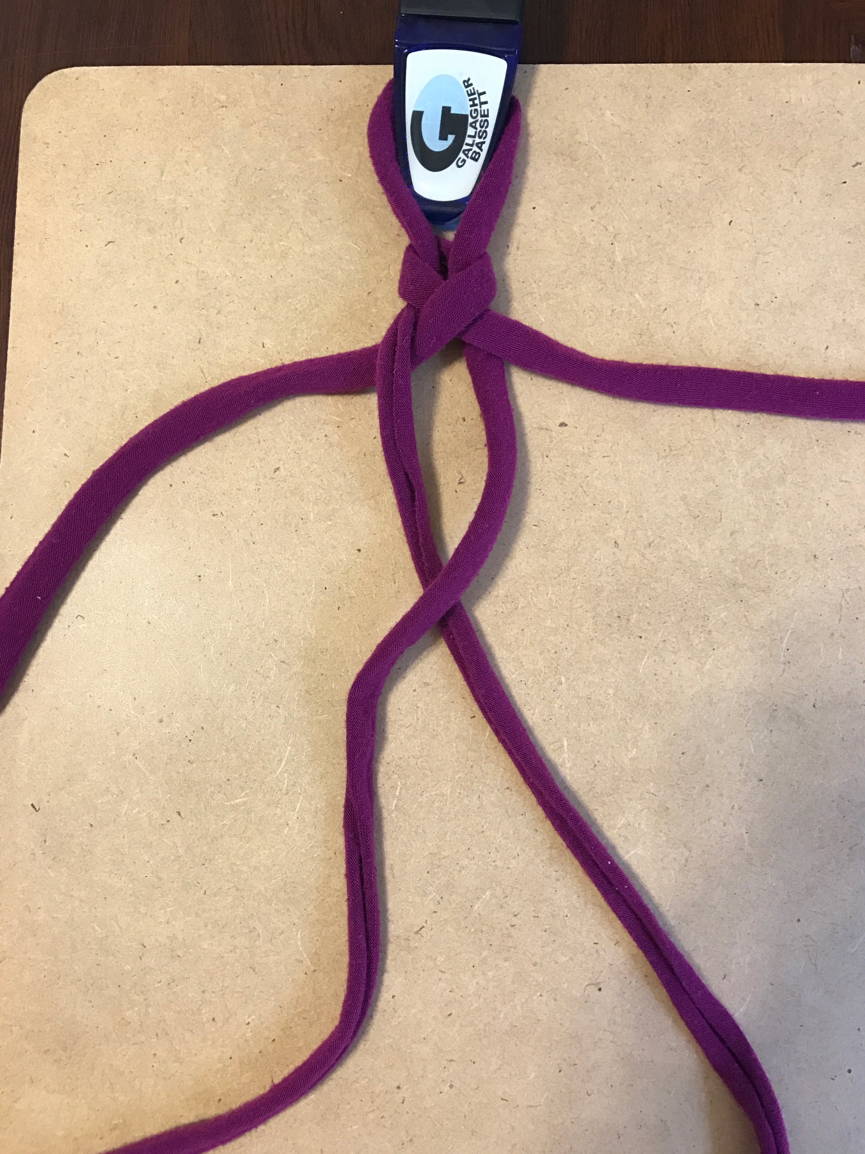 Easy Knit Pacifier Clip | No Sew Pacifier clip | DIY Pacifier Clip | Easy DIY Pacifier Clip | Pacifier Clip | Baby | Baby Gear | Nursery | Diaper Bag | Essentials Baby | Knit DIY | Make this adorable and soft clip for baby's Pacifier!