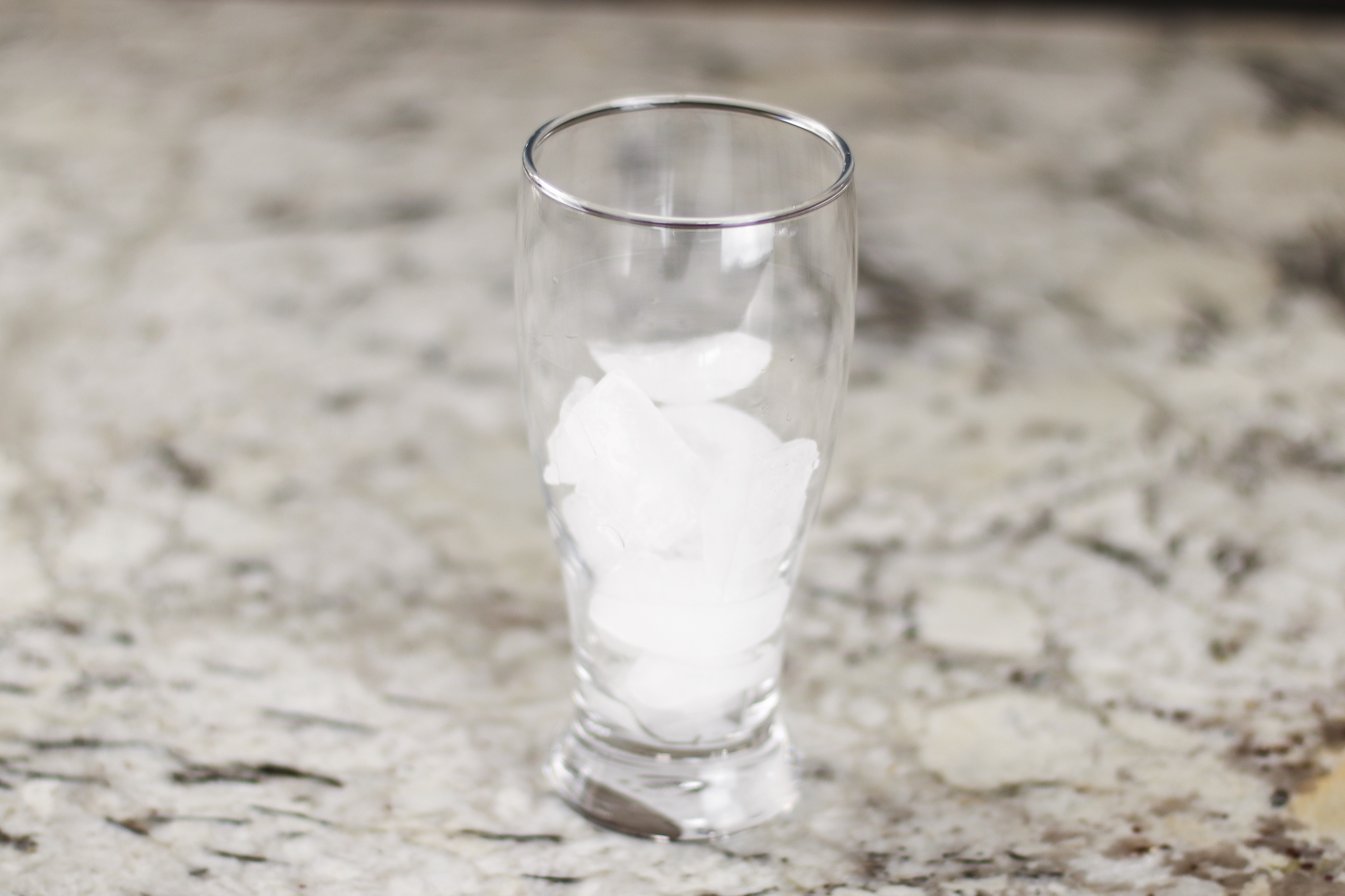 Italian Soda Recipe | Italian Soda | Club Soda Recipe | Soda Drink | Italian Soda Recipe Drinks | Italian Soda Bar | If you love Italian Sodas and have been wanting to try them at home, here's an easy recipe! SixCleverSisters.com