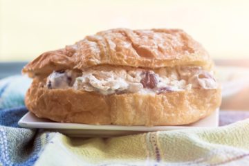 Creamy Chicken Salad Recipe | Chicken Recipe | Chicken Salad | Easy Chicken Salad | Chicken Sandwich | Chicken Salad Sandwich | Enjoy a creamy chicken salad sandwich with this easy recipe from SixCleverSisters.com!