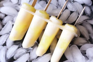 Float Popsicles | DIY Popsicles | Popsicle Recipes | Popsicles | Float Pops | Summer Treats | Summer Fun | Pool Party Ideas | Pool Party | Kid Food | Soda Pop | Soda Floats | Soda Popsicles | Simple Recipe on Six Clever Sisters