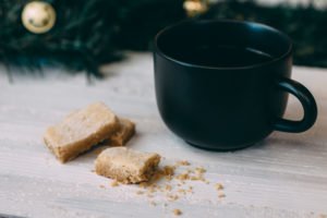 Scottish Shortbread | Shortbread Recipe | Traditional Scottish Shortbread | Christmas Shortbread | This traditional Scottish shortbread recipe is so delicious and perfect at Christmas - with the buttery and crispy flavors, this recipe is the perfect addition to your classic Christmas cookie recipes!