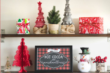 Decorating floating shelves for Christmas | Christmas floating shelves | Floating Shelf Christmas decor | | Decorating Kitchen Shelves for Christmas | How to Style Floating Shelves for Christmas - Tips for styling on a budget! All the details on the Six Clever Sisters blog.