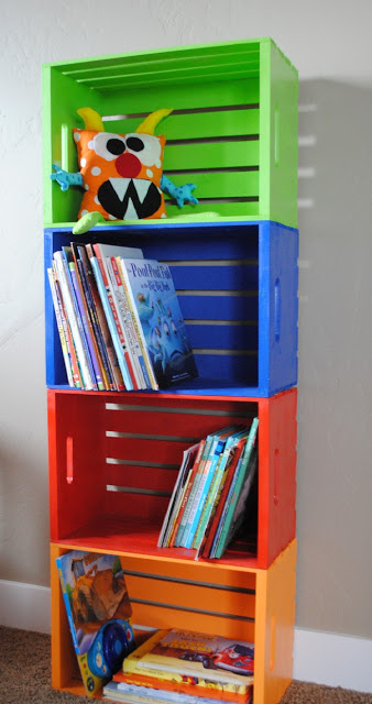 10 Amazing Tutorials for Kids' Room Bookshelves | Bookcase | Bookshelf Ideas | Bookshelf DIY | Bookshelf Kids | Kids Room | Kids Decor | Book Organization | Room Organization | Storage Kids | Tutorial Bookshelf | Six Clever Sisters