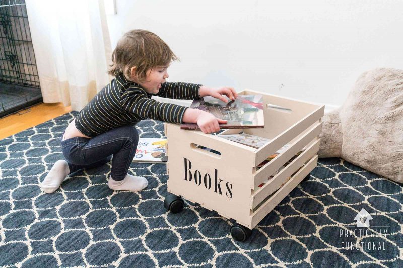 10 Amazing Tutorials for Kids' Room Bookshelves | Bookcase | Bookshelf Ideas | Bookshelf DIY | Bookshelf Kids | Kids Room | Kids Decor | Book Organization | Room Organization | Storage Kids | Tutorial Bookshelf | Six Clever Sisters