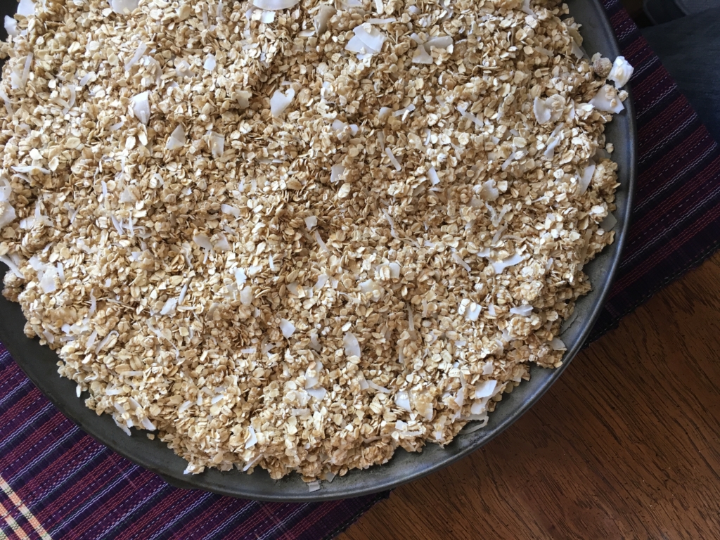 Samoa Granola | Samoa Copycat | Samoa Cookies | Girl Scout Cookies | Easy Recipe | Breakfast | Meal Planning | Breakfast Ideas | After School Snack | Coconut | Caramel | Chocolate | Homemade Granola | Six Clever Sisters