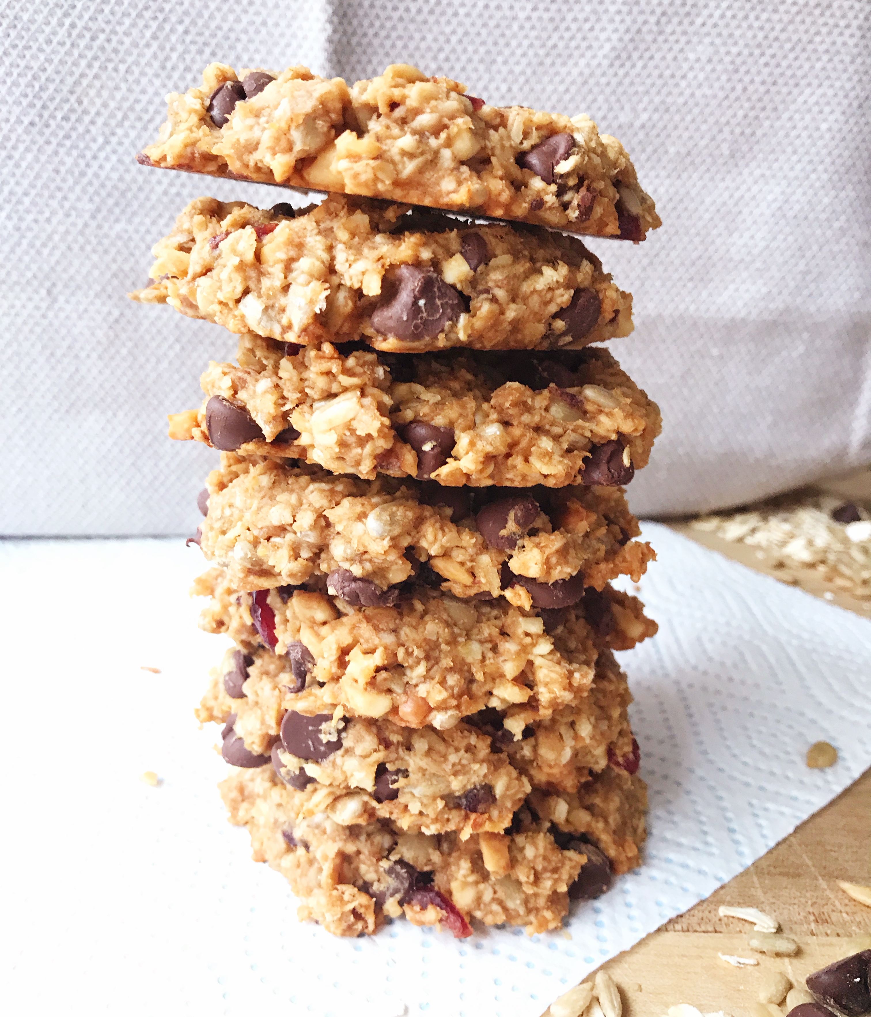 Oatmeal Breakfast Cookies | Oatmeal | Healthy Breakfast | Heart Healthy | Oatmeal Recipes | Breakfast Recipes | On the Go Breakfast | Breakfast Ideas | Breakfast Meal Prep | Oatmeal Cookies | Healthy Breakfast 