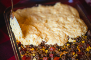 Tamale Pie | Tamale Pie Recipe | Tamale Pie Jiffy | Jiffy Corn Muffin | Mexican Dish | Mexican Casserole | Tamale Casserole | Easy Tamale Pie | This easy tamale pie recipe is made with a Jiffy corn muffin mix and is a great weeknight dinner recipe for your busy family! Recipe at SixCleverSisters.com