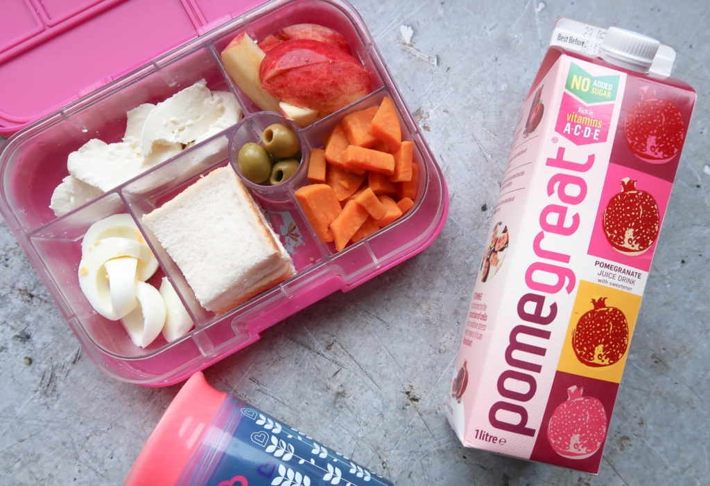 Lunch Box Ideas | School Lunches | School Lunch Box | Lunch Box Food | School Lunches | Looking for healthy lunches to pack for your kids for school this year? Check out my list of great lunch box ideas at SixCleverSisters.com