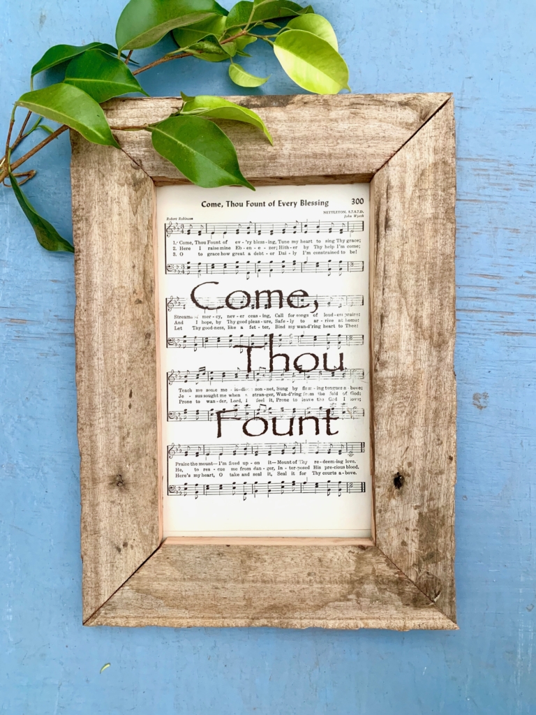 Pallet Project | DIY Home Decor | DIY Pallets | Wall Hanging | Hymn Art | Hymn Project | Hymn Craft | Easy DIY | DIy Pallet | Six Clever Sisters 