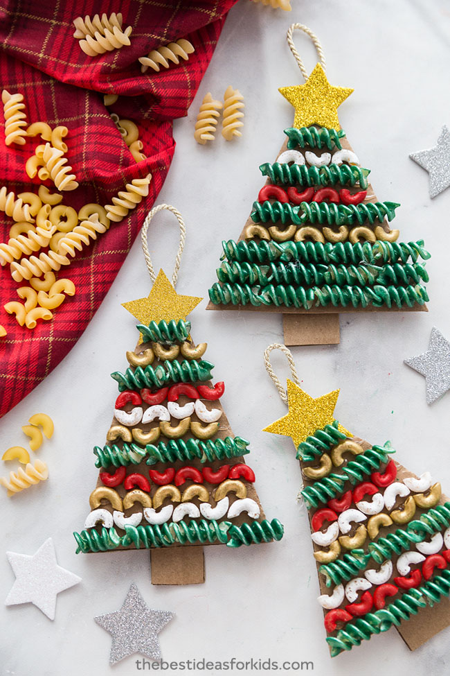 Holiday Crafts for Kids | Easy Christmas Crafts | Christmas Tree Crafts | Christmas Tree Crafts DIY | Christmas Tree Crafts for Kids | Christmas Tree Crafts for Kids to Make | Holiday Crafts | Holiday Crafts for Kids | These fun, festive Christmas tree crafts for kids to make are sure to put you in the holiday spirit! Find all the Christmas tree craft ideas you need for some fun craft ideas to make with kids this holiday season! #christmas #christmastree #crafts #craftsforkids #holiday #kidsactivities #holidaycrafts