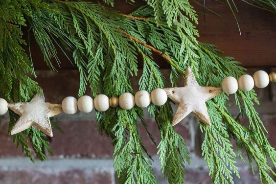 Christmas | Christmas Tree | Garland | DIY Christmas | Party | Holiday | Felt Christmas | Easy Decor | Ornaments | DIY Ornaments | Christmas 2019 | Six Clever Sisters