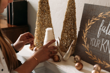 Diy Christmas Decor | DIY Christmas Decorations | DIY Christmas Decor Ideas | Diy Christmas Crafts | Christmas Crafts DIY | Christmas Crafts Diy Decoration | Yarn Trees | Yarn Trees DIY | Yarn Trees Christmas | This easy, diy Christmas craft added some festive, holiday decor to my home. It's an easy diy project that can be made in no time at all! #diy #diychristmas #diycrafts #christmas #christmascrafts #christmastree #craft