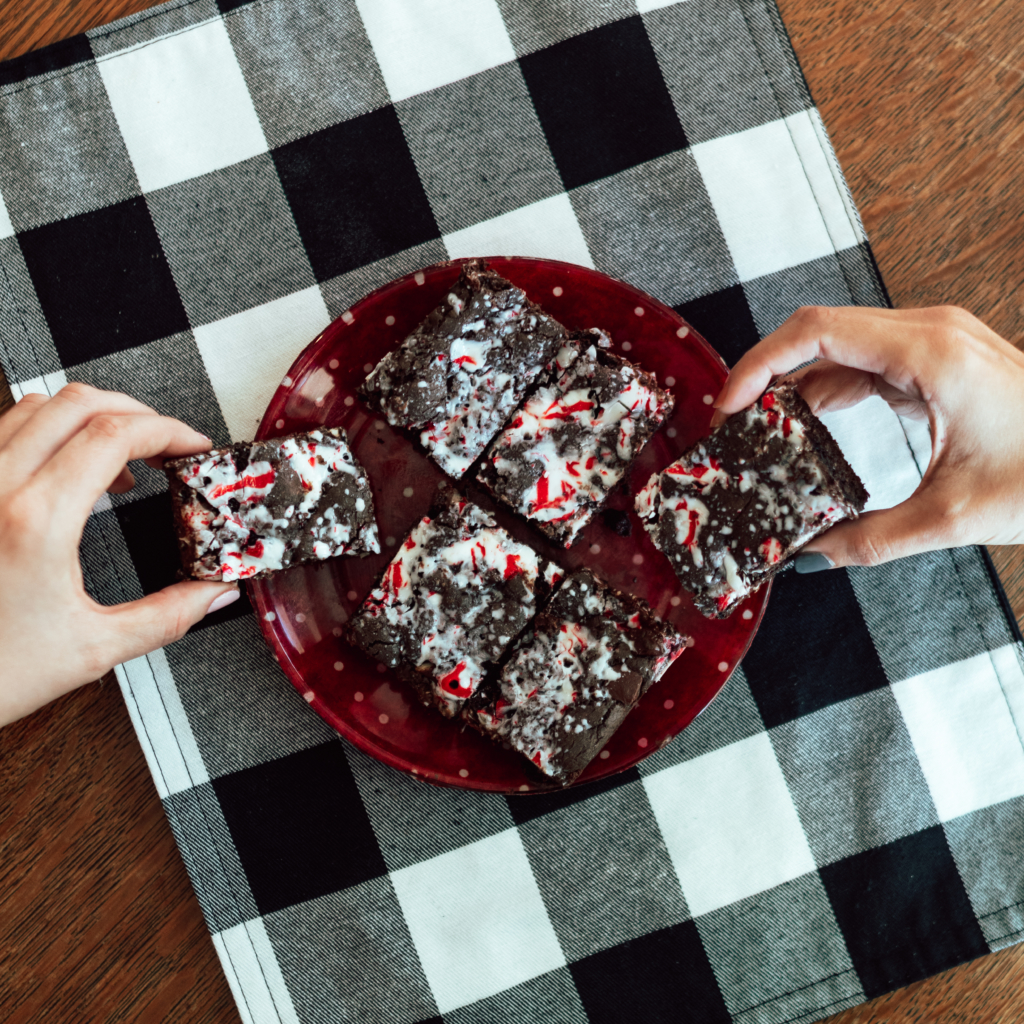 Candy Cane Brownies | Peppermint Brownies | Chocolate Mint Brownies | Chocolate Cookie Bars | Chocolate Mint Bars | Easy 6 Ingredient Brownies | These delicious Candy Cane Brownies use only 6 ingredients - easy to make and sure to please everyone with their chocolate-y gooeyness. Find the recipe at SixCleverSisters.com 