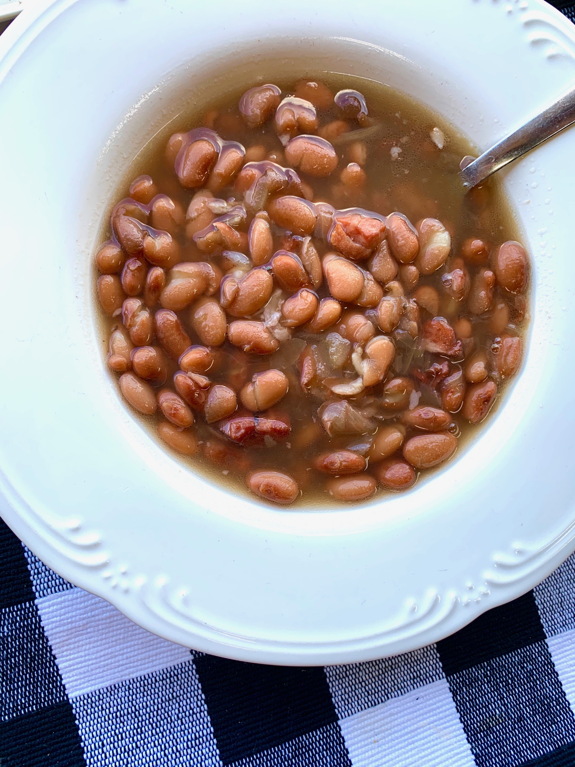 Ham and Beans Instant Pot | Ham and Bean Soup Recipes | Ham and Beans Crockpot Recipes | Ham and Bean Soup Recipes Easy | Ham and Bean Soup Recipes | Beans and Ham | Beans in Instant Pot | Beans and Cornbread | Beans in Crockpot | Beans and Ham Hocks | Beans and Ham Crockpot | Instant Pot Recipes Easy | Instant Pot Recipes Healthy Family | Six Clever Sisters