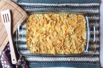 Chicken Broccoli Casserole | Chicken Broccoli Rice | Chicken Broccoli Rice Cheese | Easy Dinner | Budget Friendly Meal | Family Dinner | Weeknight Dinner | Easy Dinner Recipes for Family | Quick Dinner Ideas | Quick Chicken Dinner | Family Dinner Ideas | Chicken Recipes | Casserole | Chicken Casserole | Six Clever Sisters