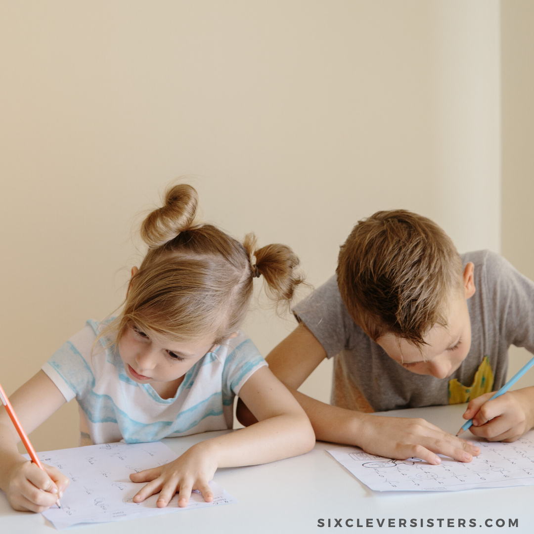 How to Homeschool | How to Homeschool your kids | Free Homeschool Resources | Covid Homeschool Schedule | Coronavirus Homeschool Schedule | How to simplify school at home so you don't get overwhelmed!