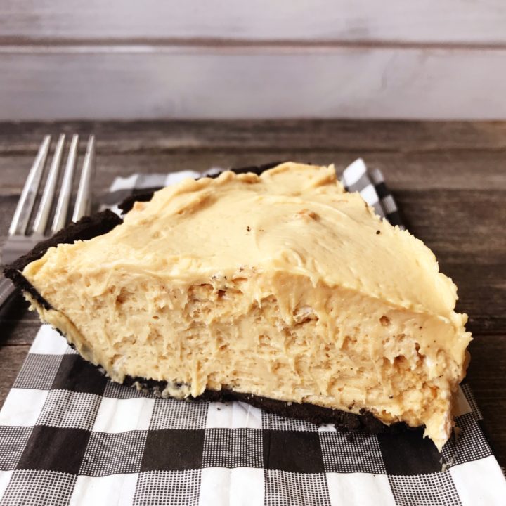 Peanut Butter Pie | Dessert | PB Dessert | Easy Recipe | Easy Desserts | Cold Dessert | Summer | Easy Dessert Recipe | Quick Desserts | Chocolate Peanut Butter | Chocolate | Pie | Food | Six Clever Sisters