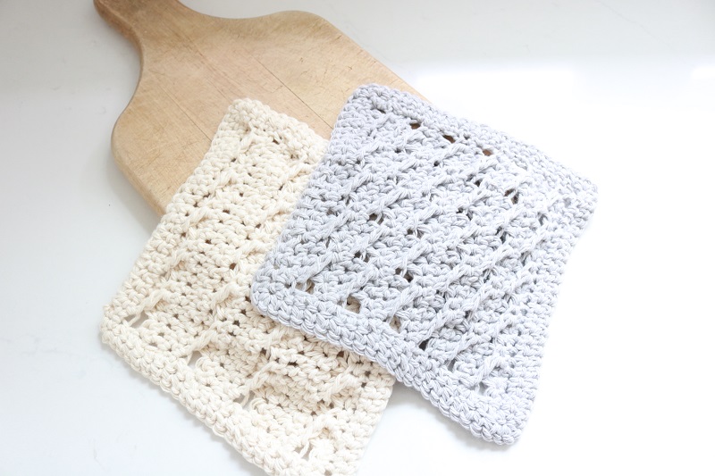 Free Crochet Patterns | Free Crochet Dishcloth Patterns | Free Crochet Dishcloth Patterns Cotton | Free Crochet Towel Patterns | Free Crochet Dish Cloth Patterns Easy | Free Crochet Dish Scrubby Patterns | Farmhouse Decor | Farmhouse Kitchen | Farmhouse Crochet Dishcloth | Farmhouse Crochet Table Runner | DIY Farmhouse Decor | Six Clever Sisters