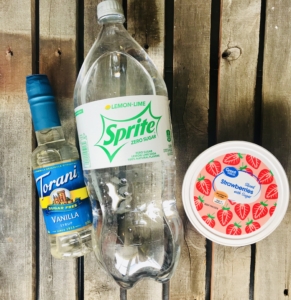 Strawberry Vanilla Sprite | Drinks | Sprite | Sprite Drinks | Sonic | Strawberry Recipes | Strawberry | Cold drinks | Summer Dinner Recipes | Ice Cold | Pool Party Ideas | Popsicle Recipes | Six Clever Sisters