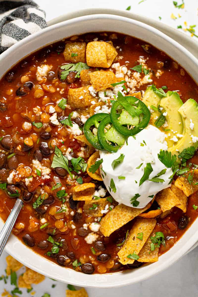 Chili Recipe | Chili Recipe Easy | A Good Chili Recipe | A Great Chili Recipe | White Chili Recipe | Chicken Chili Recipe | Beef Chili Recipe | Crockpot Chili | Crockpot Chili Recipe | Healthy Chili Recipe | Instant Pot Chili Recipe | These delicious chili recipes make for some great dinner ideas. With the cooler weather coming, they'll be perfect chili recipes for fall and winter nights. Make a pot and enjoy all these yummy comfort food recipes! #chili #recipe #recipeoftheday #dinner #easyrecipe #chilirecipe #recipes 