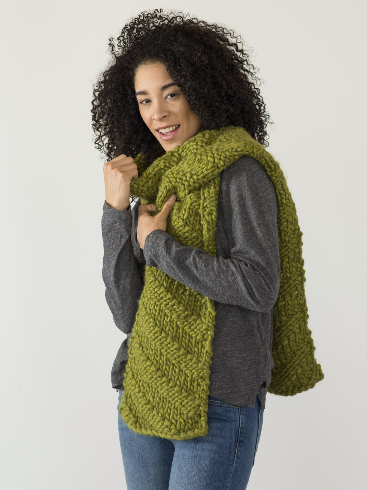 Scarf Knitting Patterns | Scarf Knitting Patterns Free | Scarf Knitting Pattern Beginner | Free Knitting Patterns | Free Knitting Patterns for Scarves | Free Knitting Patterns | Scarf Pattern | Scarf Patterns Knitting | Scarf Patterns Knitting Free | Scarf Pattern Free | Scarf Pattern Free Easy | If you're looking for a free pattern for a knit scarf, we've got a great compilation! From simple to more complex and everything in between, you're sure to find one you love! #knit #knitting #scarf #scarves #freepattern #patterns #tutorial #howto #fall #diy #giftideas