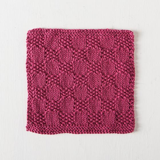 Knit Dishcloth | Knit Dishcloth Pattern | Knit Dishcloth Free Pattern | Knit Dishcloth Pattern Easy | Knit Dishcloth for Beginners | Knit Dishcloth Tutorial | Beginner Knit Dishcloth Pattern Free | Knit Dishcloth Pattern Free | Knit Dishcloths Free Patterns | Looking for an easy knit dishcloth pattern? This is easy to make and great for beginners! So, if you're just learning or need a simple knitting pattern, check this out. #knit #knitting #tutorial #giftideas #pattern #freepattern #yarn #howto