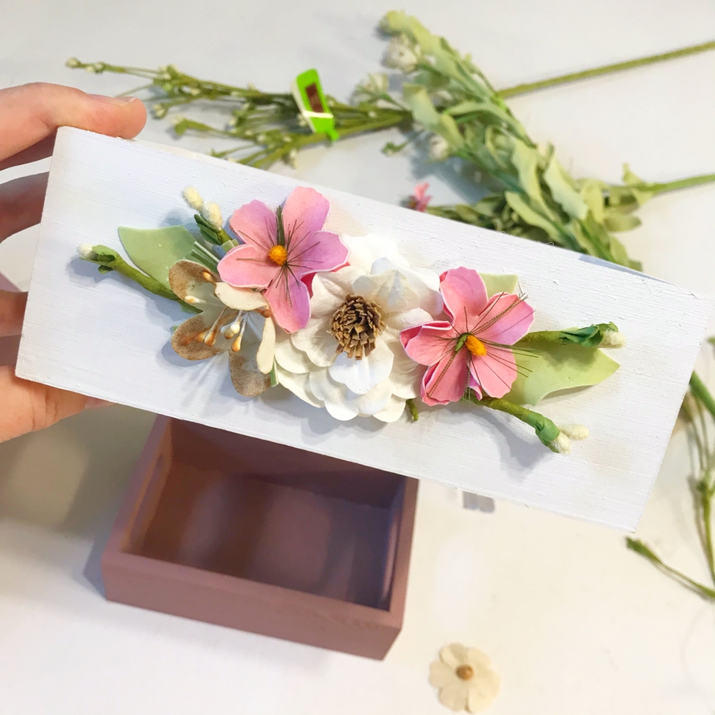 DIY Wood Floral Box | DIY Wood | Girls Room | Nursery | Bedroom Makeover | Baby Room | Nursery | Little Girls Room | Cheap DIY Wood Project | DIY Tutorial | Hobby Lobby | Floral Project | Bedroom | Bathroom | Farmhouse | Princess | Toddler Girl | Six Clever Sisters