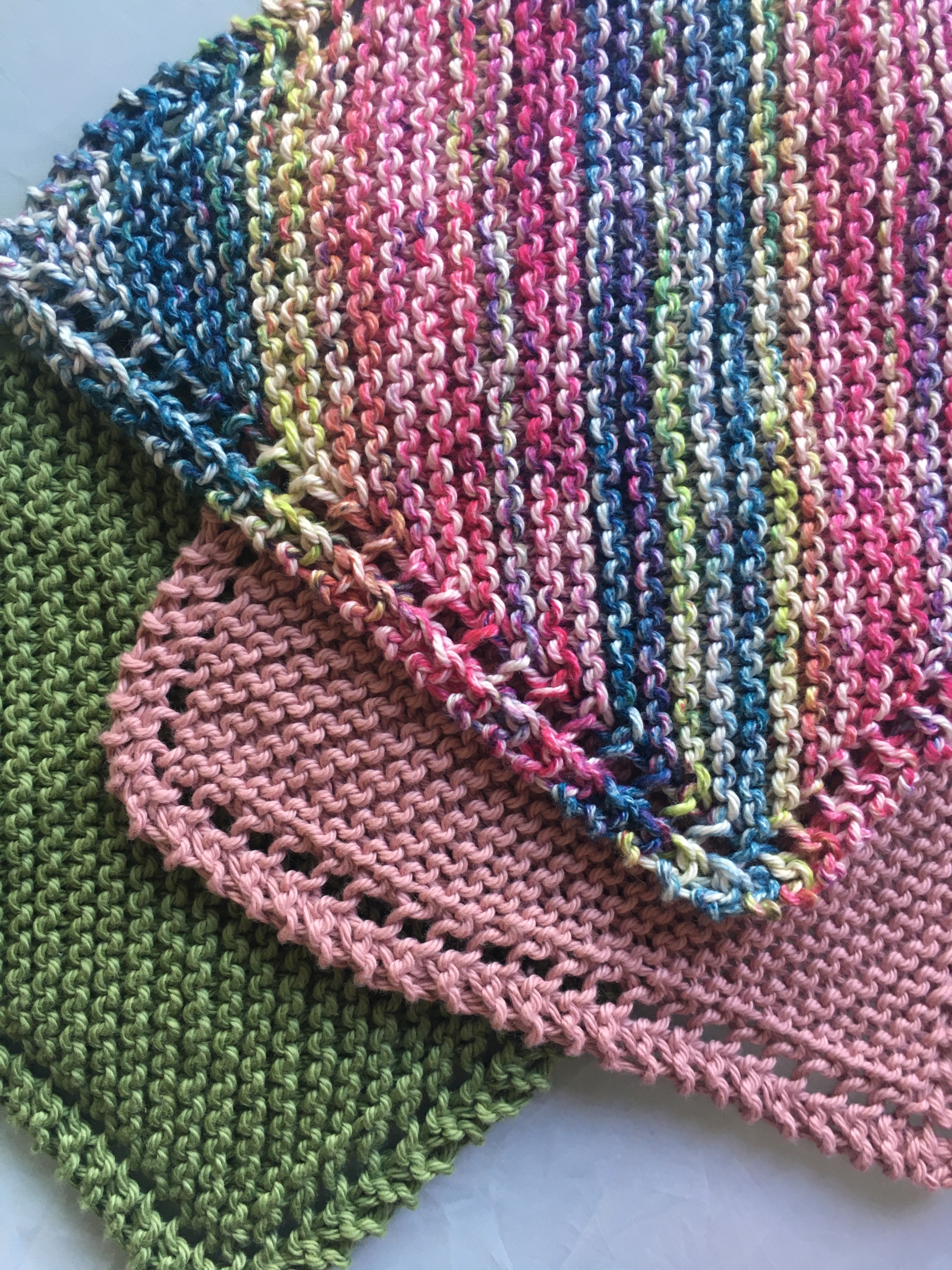 https://www.sixcleversisters.com/wp-content/uploads/2020/11/The-Easiest-Knit-Dishcloth-free-pattern-that-is-great-for-a-beginner_18-scaled.jpg